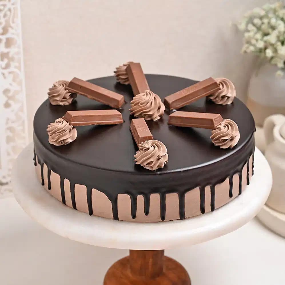 Kit Kat Cake
